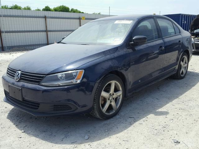 3VW2K7AJ3CM395759 - 2012 VOLKSWAGEN JETTA BASE 蓝色 照片 2