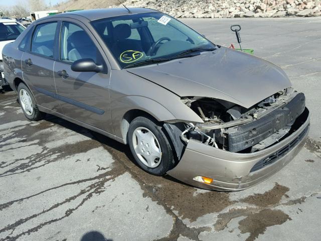 1FAFP33PX3W161138 - 2003 FORD FOCUS LX GOLD photo 1