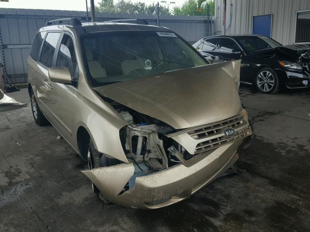 KNDMB233686222600 - 2008 KIA SEDONA EX GOLD photo 1