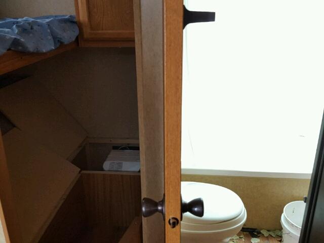 47CTCLN2XBT206233 - 2011 UTILIMASTER ALL MODELS Белый фото 7