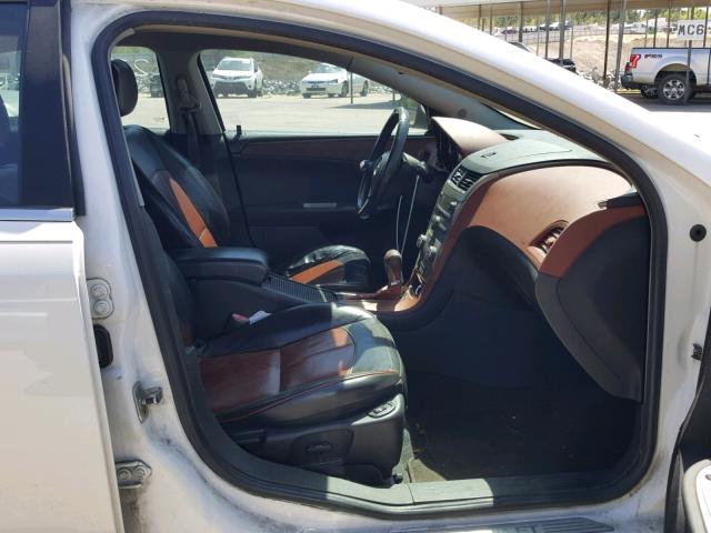1G1ZK57748F154665 - 2008 CHEVROLET MALIBU LTZ 白色 照片 5