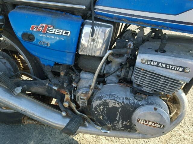 GT38062055 - 1974 SUZUKI GT 380 BLUE photo 7