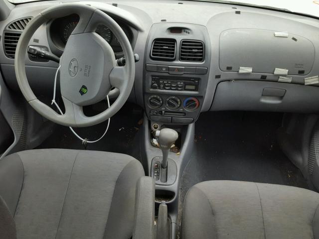 KMHCG45C33U481793 - 2003 HYUNDAI ACCENT GL SILVER photo 9