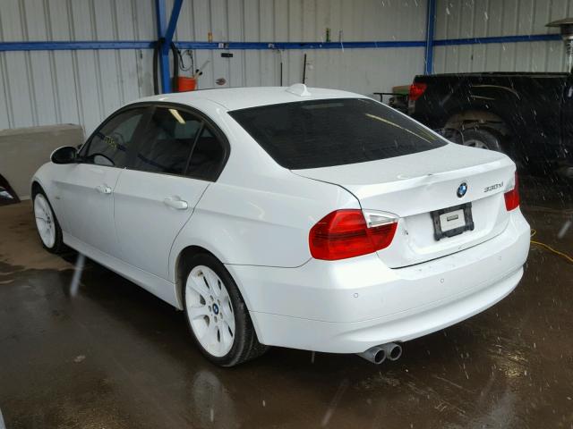 WBAVD33596KV66736 - 2006 BMW 330 XI WHITE photo 3