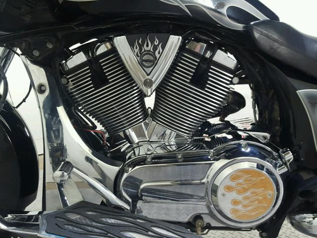 5VPDW36N8D3022869 - 2013 VICTORY MOTORCYCLES CROSS COUN Negro foto 11