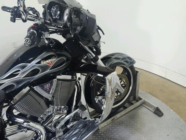 5VPDW36N8D3022869 - 2013 VICTORY MOTORCYCLES CROSS COUN Negro foto 16