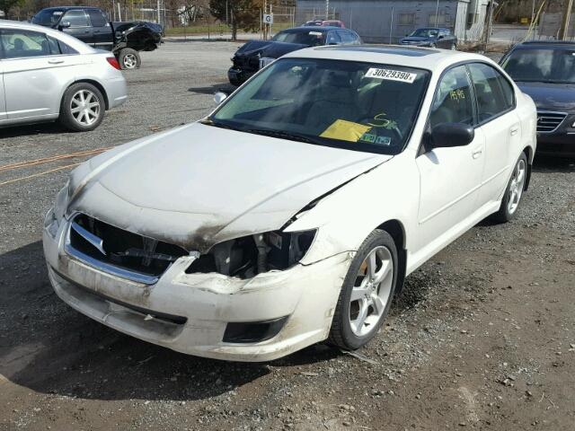 4S3BL616097223276 - 2009 SUBARU LEGACY 2.5 WHITE photo 2