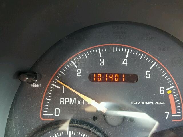 1G2NF52F02C278745 - 2002 PONTIAC GRAND AM S 银色 照片 8