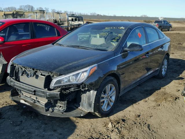 5NPE24AF9HH557711 - 2017 HYUNDAI SONATA SE BLACK photo 2