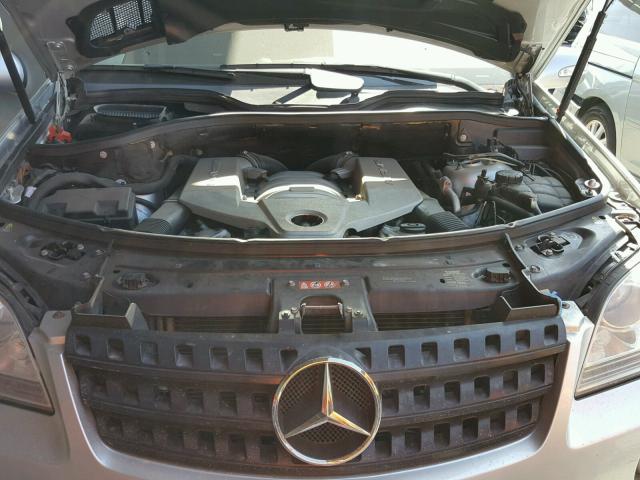 4JGBB77E17A214640 - 2007 MERCEDES-BENZ ML 63 AMG SILVER photo 7