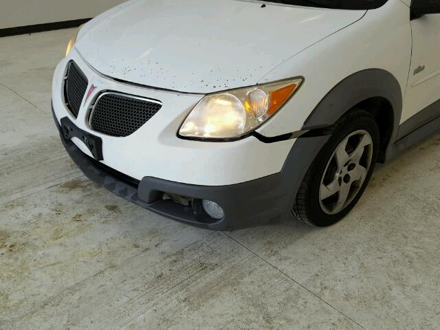 5Y2SL65827Z413562 - 2007 PONTIAC VIBE WHITE photo 9