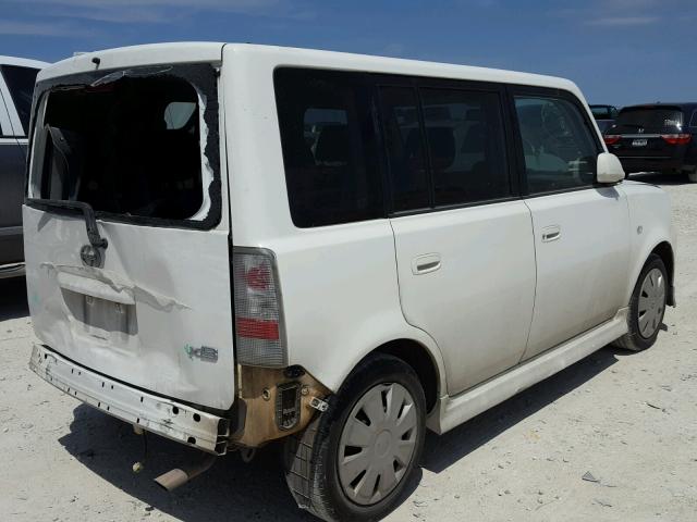 JTLKT334464077850 - 2006 TOYOTA SCION XB თეთრი ფოტო 4