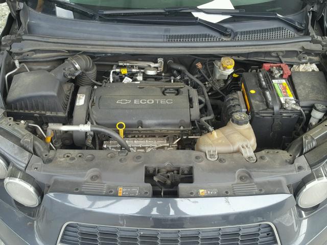 1G1JA5SH9E4209635 - 2014 CHEVROLET SONIC LS GRAY photo 7