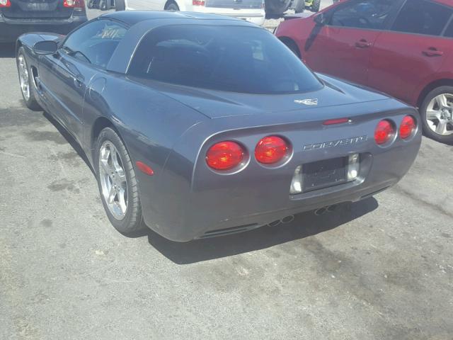 1G1YY22G135125915 - 2003 CHEVROLET CORVETTE CHARCOAL photo 3