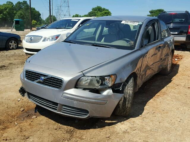 YV1MS382662170437 - 2006 VOLVO S40 2.4I GRAY photo 2