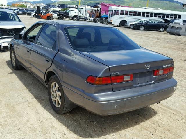 JT2BF22KXV0063415 - 1997 TOYOTA CAMRY LE GRAY photo 3