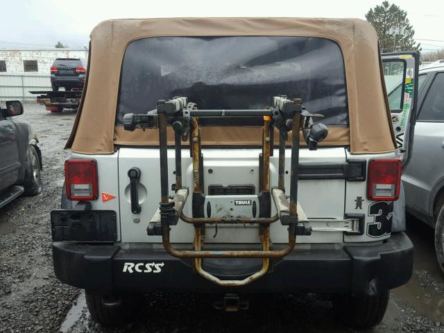 1J4AA2D1XAL224838 - 2010 JEEP WRANGLER S SILVER photo 9