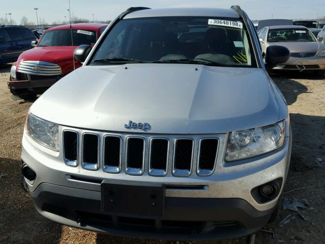 1C4NJDBB8DD263005 - 2013 JEEP COMPASS SP SILVER photo 9