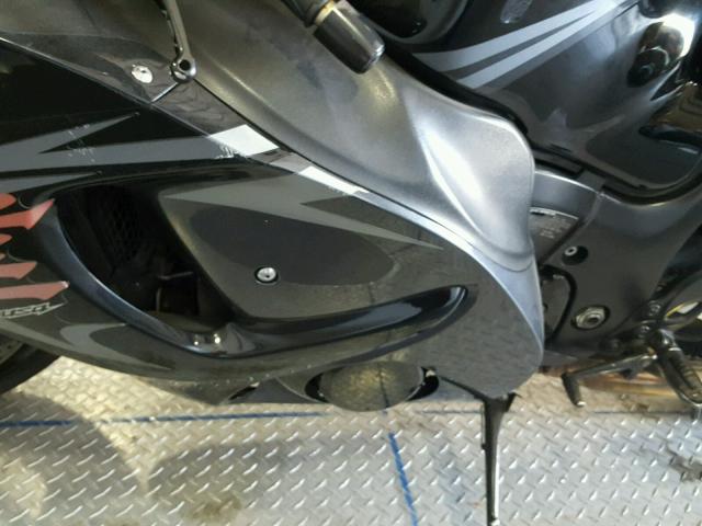 JS1GX72A892102571 - 2009 SUZUKI GSX1300 R BLACK photo 7