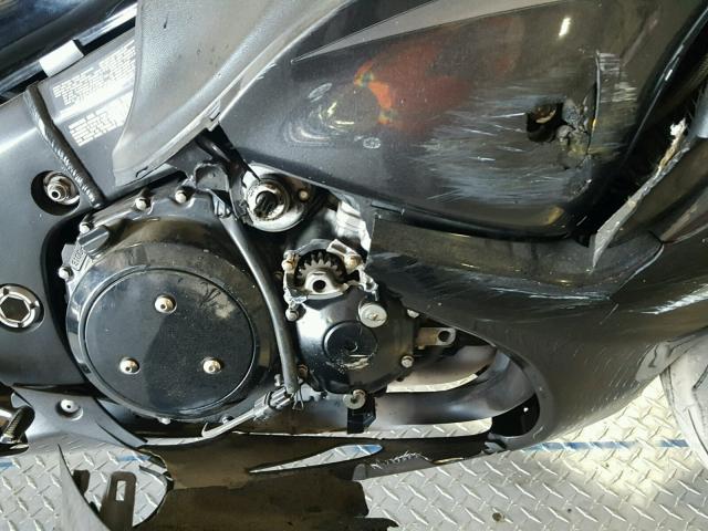 JS1GX72A892102571 - 2009 SUZUKI GSX1300 R BLACK photo 9