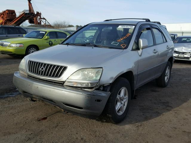 JT6HF10U4Y0107632 - 2000 LEXUS RX 300 GRAY photo 2