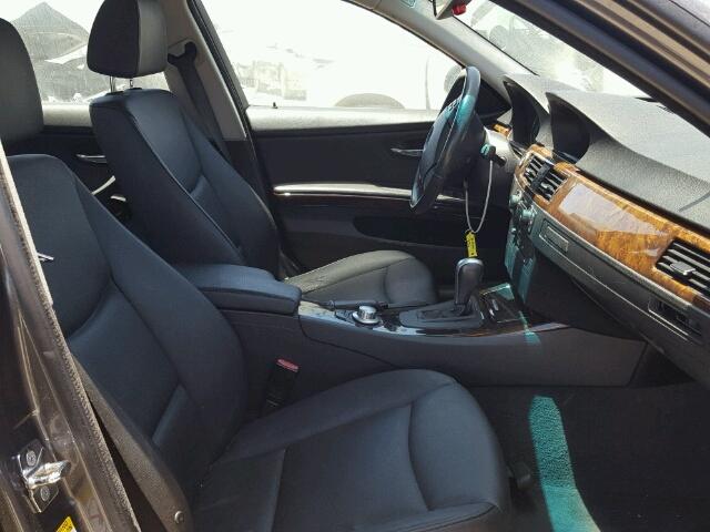 WBAVB13586PT07023 - 2006 BMW 325I CHARCOAL photo 5