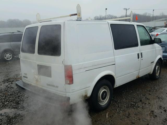 1GCDM19W1XB131441 - 1999 CHEVROLET ASTRO WHITE photo 4