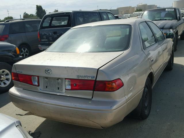 JT2BG22K010535547 - 2001 TOYOTA CAMRY CE GOLD photo 4