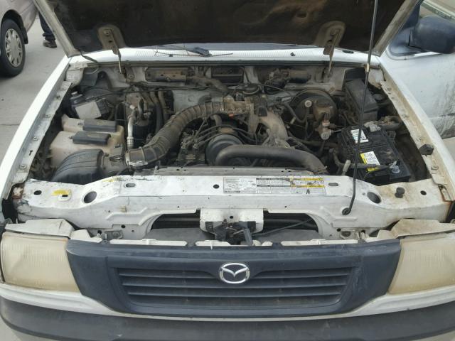 4F4YR16C8XTM11372 - 1999 MAZDA B2500 CAB WHITE photo 7