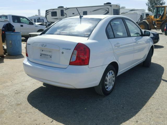 KMHCN4ACXAU425374 - 2010 HYUNDAI ACCENT GLS WHITE photo 4