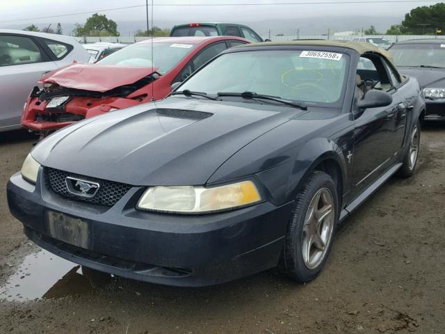 1FAFP444XYF286464 - 2000 FORD MUSTANG BLACK photo 2