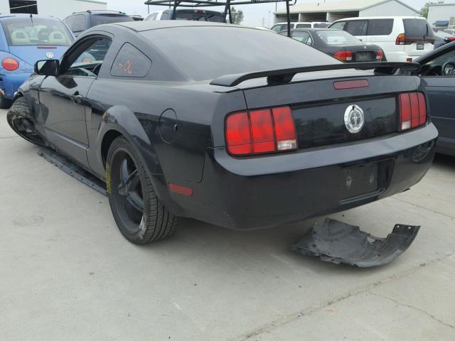 1ZVFT80N365139947 - 2006 FORD MUSTANG BLACK photo 3