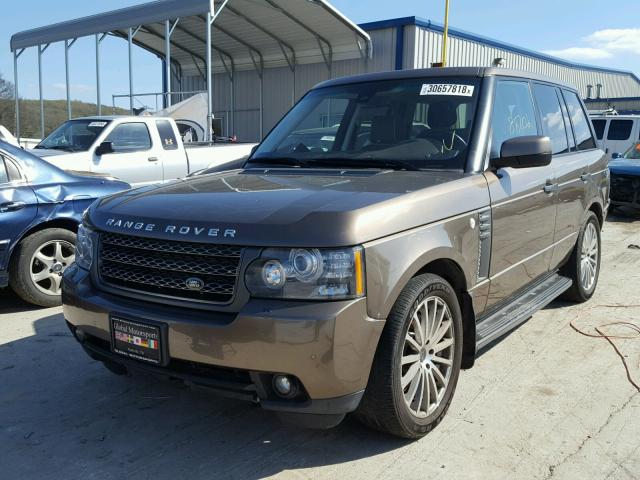 SALME1D48BA340928 - 2011 LAND ROVER RANGE ROVE BROWN photo 2