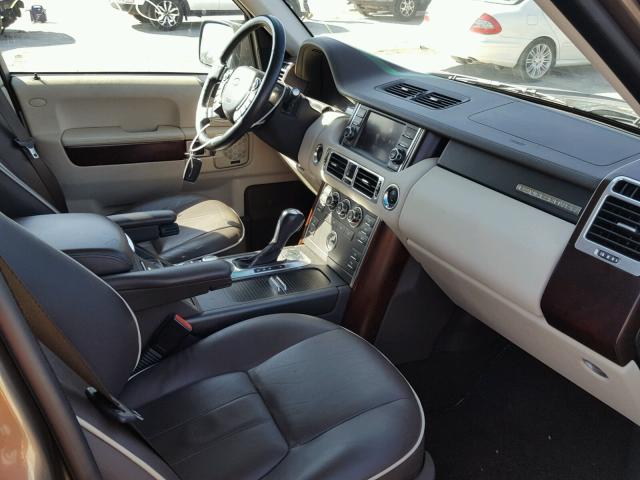 SALME1D48BA340928 - 2011 LAND ROVER RANGE ROVE BROWN photo 5