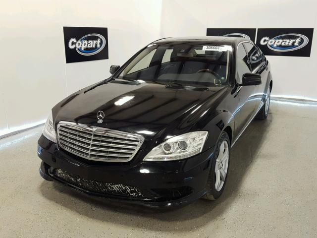 WDDNG8GB3BA367016 - 2011 MERCEDES-BENZ S 550 4MAT BLACK photo 2