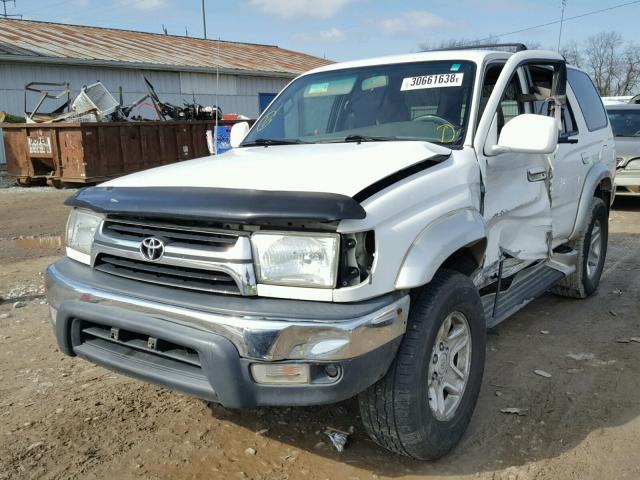 JT3HN86R420390794 - 2002 TOYOTA 4RUNNER SR WHITE photo 2