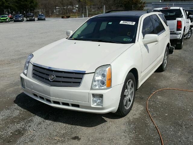 1GYEE63A340151087 - 2004 CADILLAC SRX WHITE photo 2