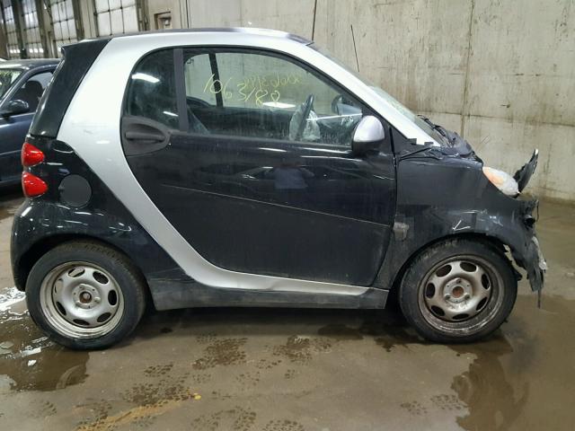 WMEEJ31X89K209490 - 2009 SMART FORTWO PUR TWO TONE photo 9