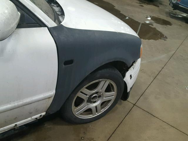 WVWPD23BXYP212855 - 2000 VOLKSWAGEN PASSAT GLX 白色 照片 9