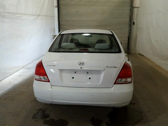 KMHDN45D43U673520 - 2003 HYUNDAI ELANTRA GL WHITE photo 9