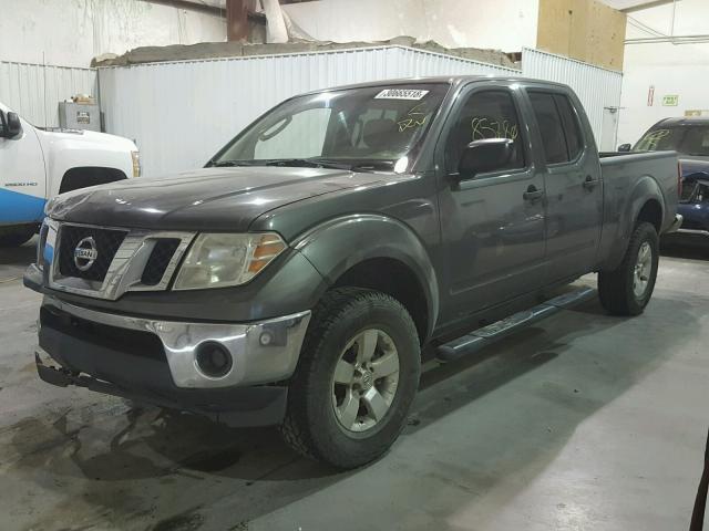 1N6AD09U59C404774 - 2009 NISSAN FRONTIER C GRAY photo 2