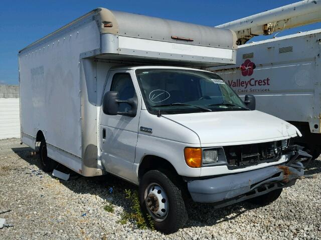 1FDWE35L86HA76393 - 2006 FORD E350 SUPER WHITE photo 1