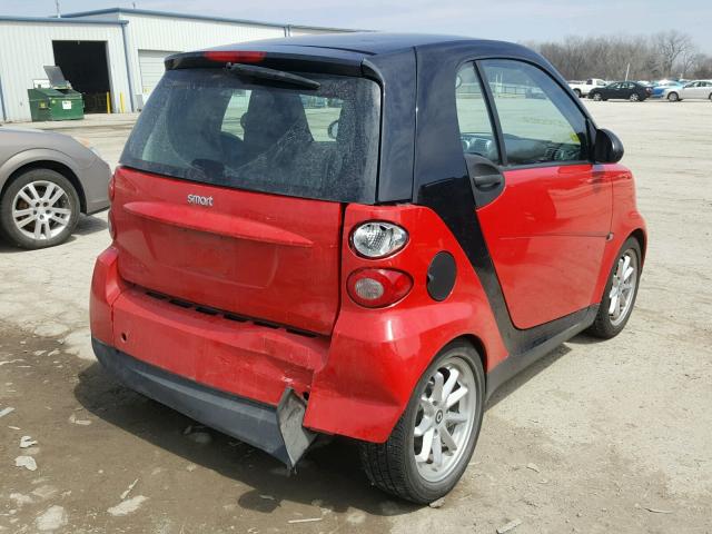 WMEEJ31X59K270022 - 2009 SMART FORTWO PUR RED photo 4