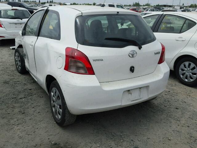 JTDJT923285167417 - 2008 TOYOTA YARIS WHITE photo 3