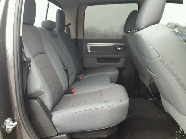 3C6UR5JL1JG151222 - 2018 RAM 2500 SLT GRAY photo 6