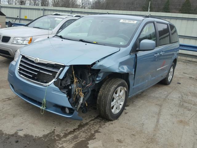 2A4RR5D11AR309202 - 2010 CHRYSLER TOWN & COU BLUE photo 2