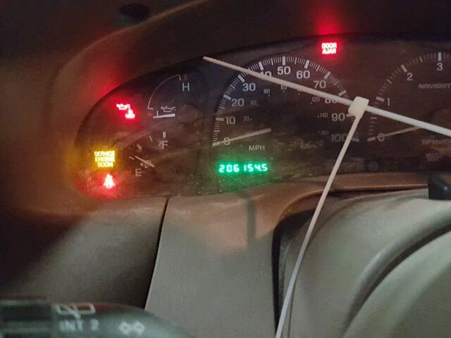 5LMFU28R01LJ21522 - 2001 LINCOLN NAVIGATOR მწვანე ფოტო 8