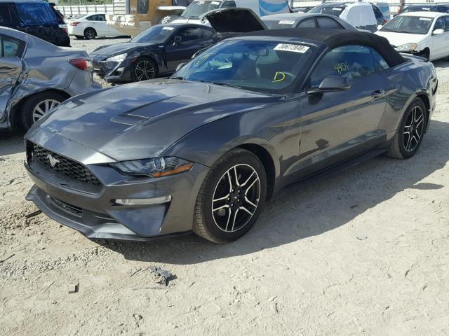 1FATP8UH2J5119248 - 2018 FORD MUSTANG GRAY photo 2