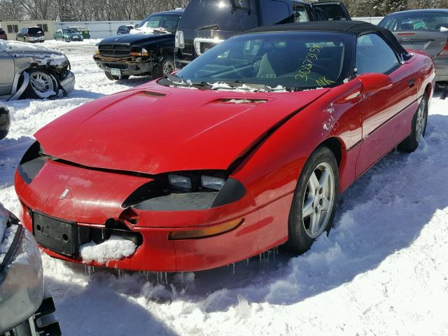 2G1FP32K5V2127041 - 1997 CHEVROLET CAMARO BAS RED photo 2