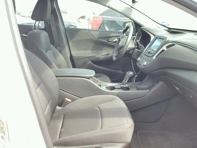1G1ZB5ST7HF228150 - 2017 CHEVROLET MALIBU LS თეთრი ფოტო 5